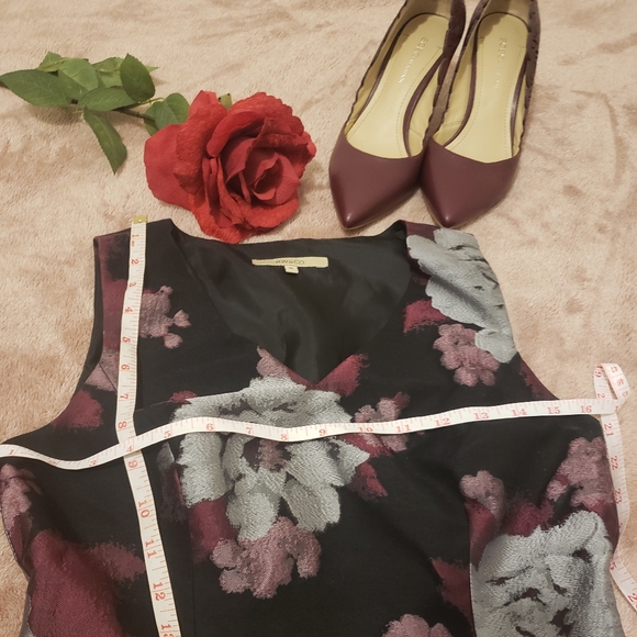 Full Lined RW & Co Damask Dress - Picture 6 of 10